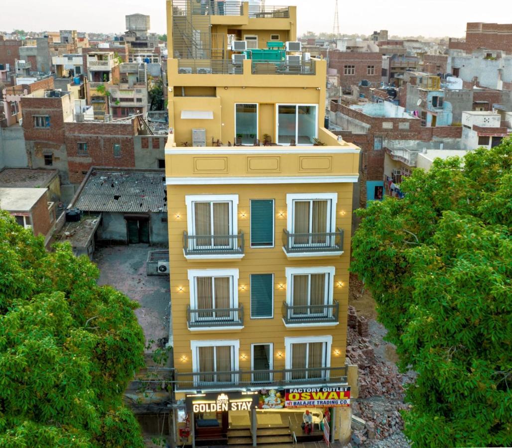 Hotel Golden Stay Amritsar Exteriör bild