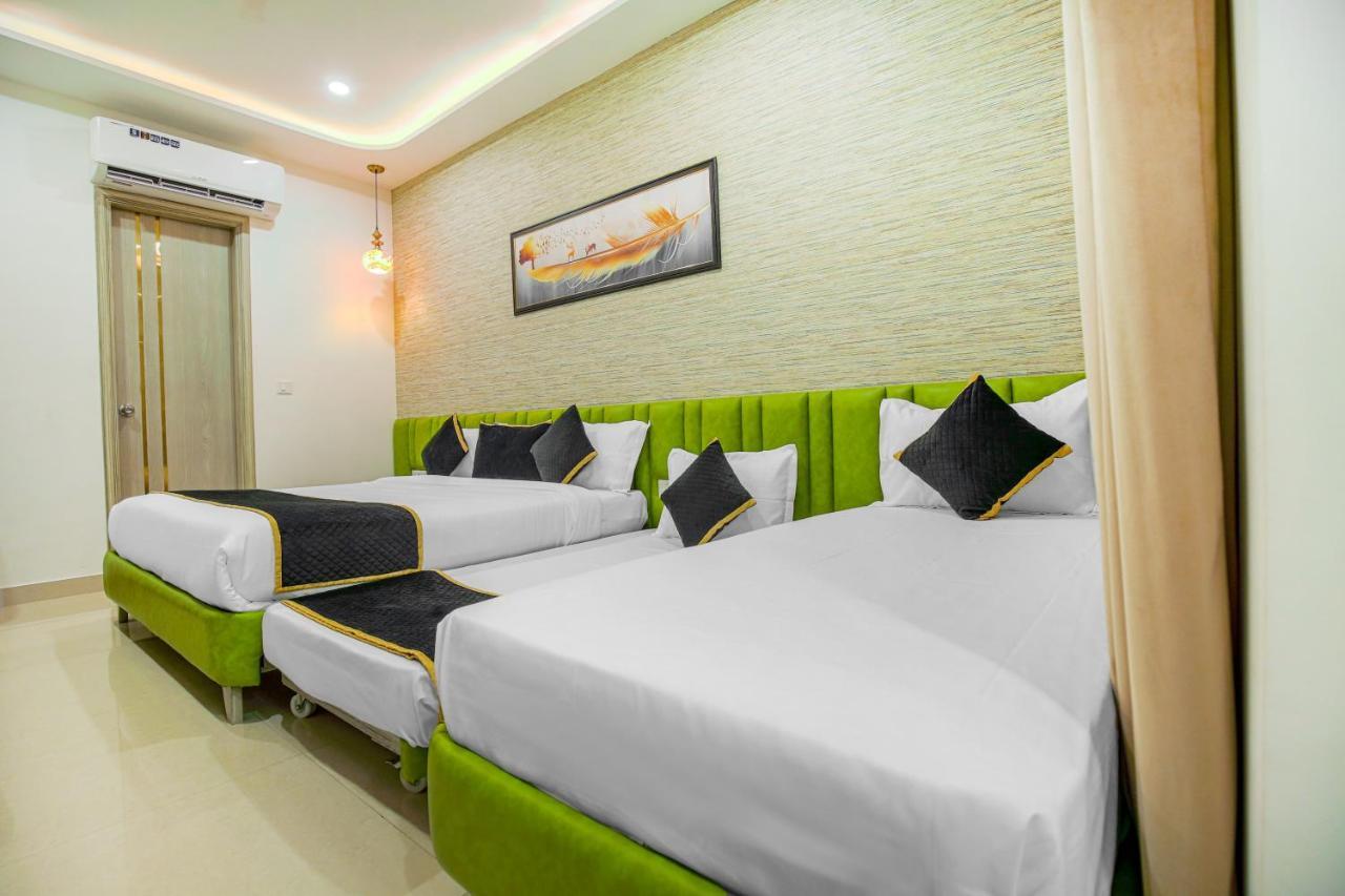 Hotel Golden Stay Amritsar Exteriör bild