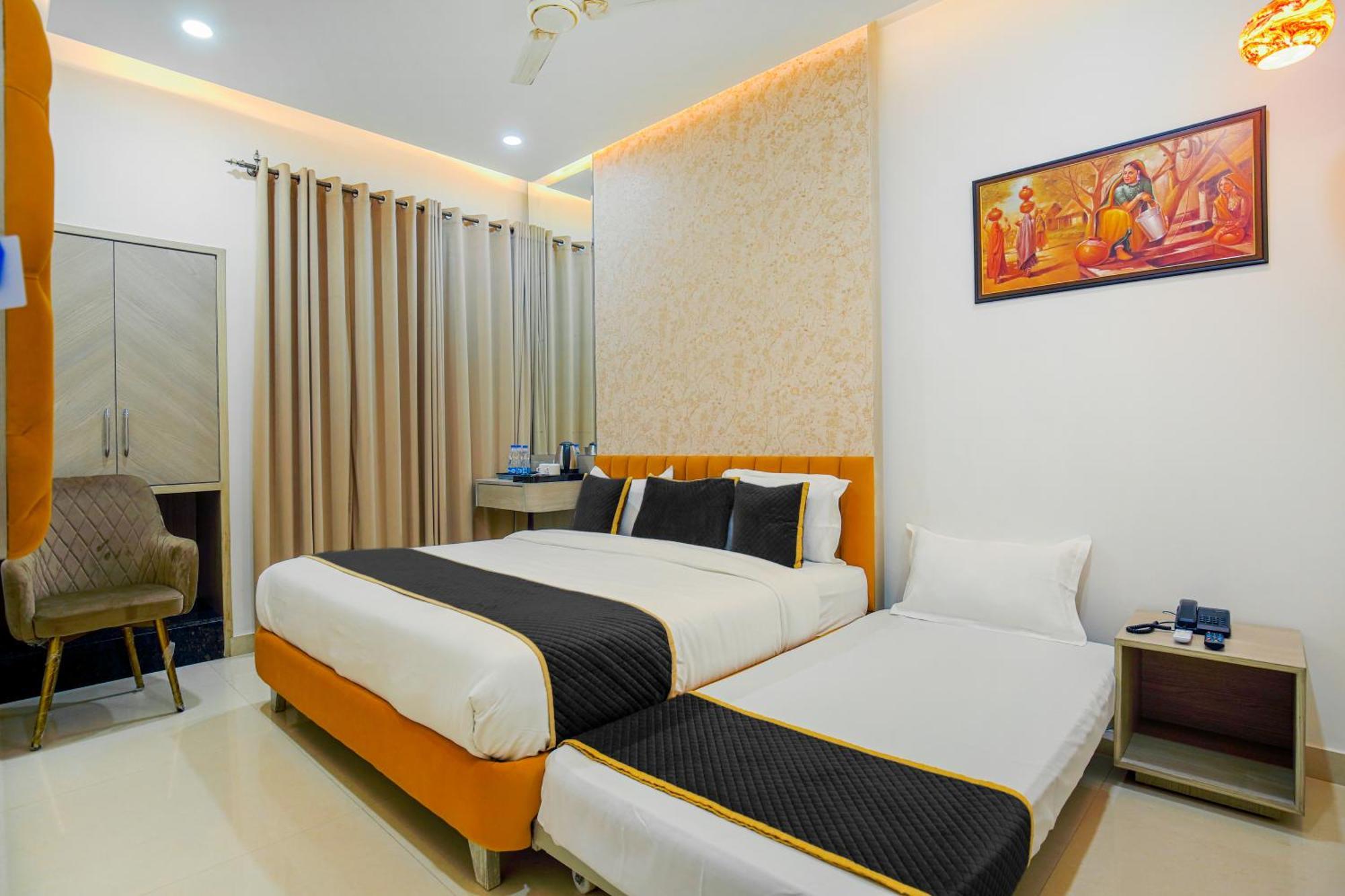 Hotel Golden Stay Amritsar Exteriör bild